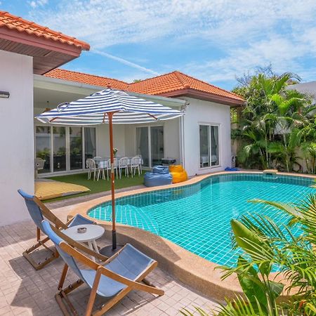 Majestic Residence Pool Villas 3 Bedrooms Private Beach Pattaya Extérieur photo