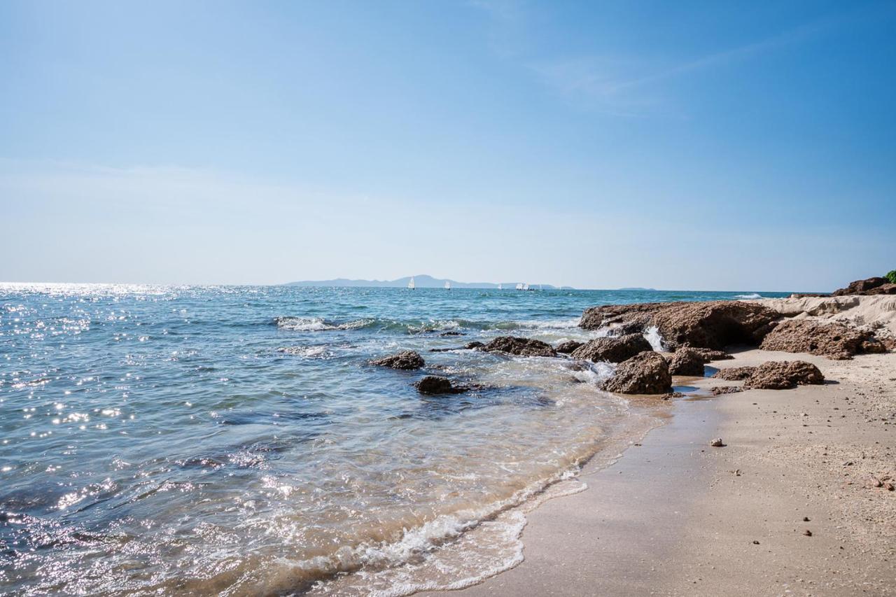 Majestic Residence Pool Villas 3 Bedrooms Private Beach Pattaya Extérieur photo