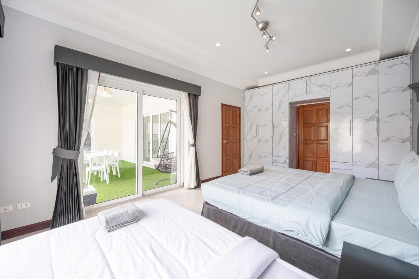 Majestic Residence Pool Villas 3 Bedrooms Private Beach Pattaya Extérieur photo