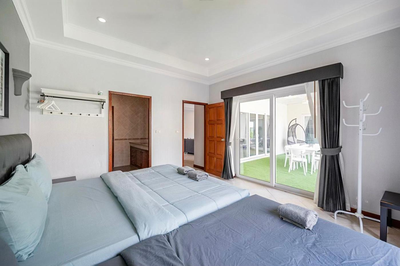 Majestic Residence Pool Villas 3 Bedrooms Private Beach Pattaya Extérieur photo